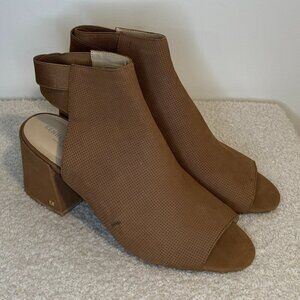 Kenneth Cole | Hannon Shooties | Tan
